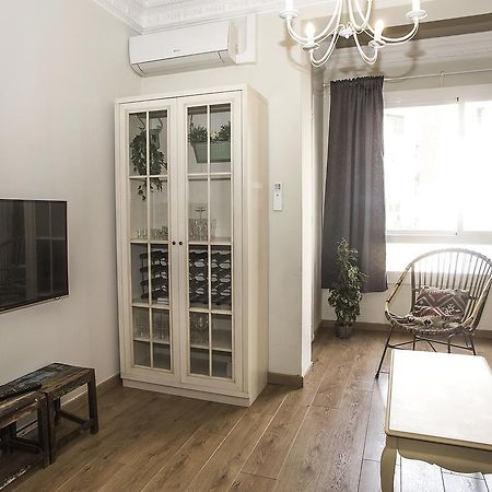 Mai & Maud Paralel Apartment Barcelona Exterior foto